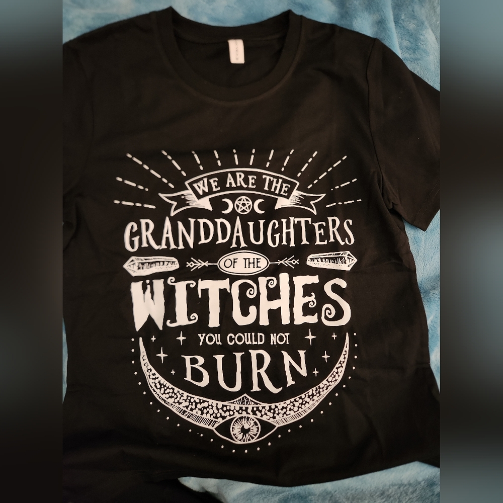 Women's black graphic tshirt sz M